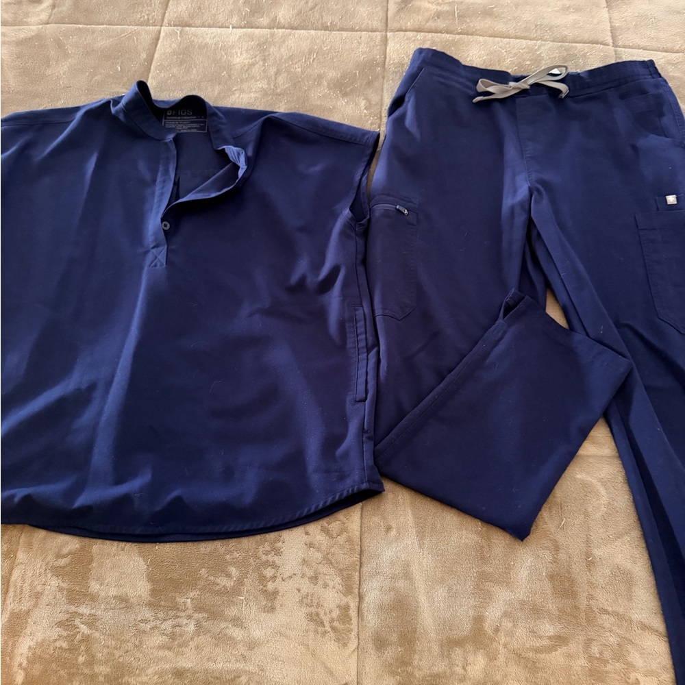Figs Women's Navy Blue Scrub Top and Pants